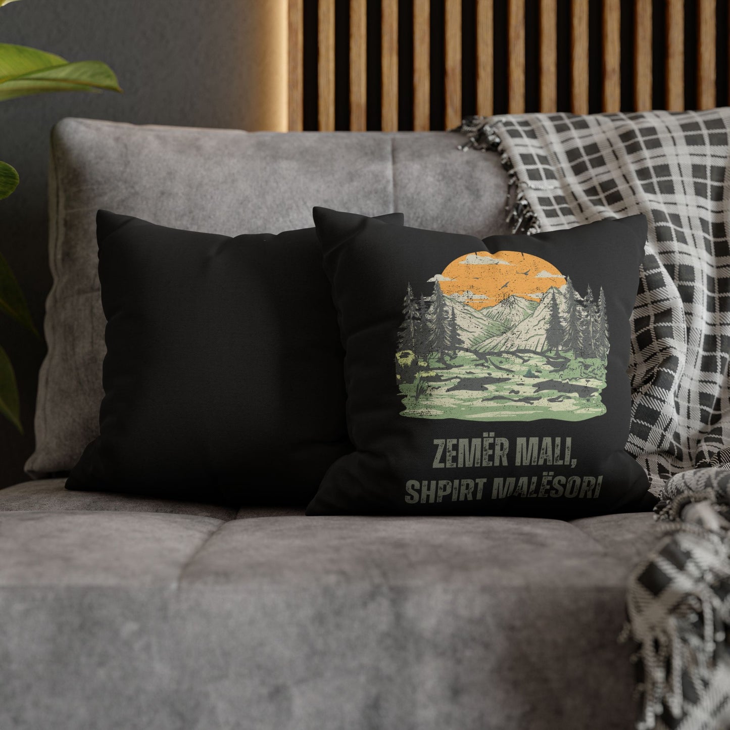 Zemër Mali, Shpirt Malësori – Black Grunge Mountain Pillowcase, Albanian Highlander Decor, Bold Cultural Accent