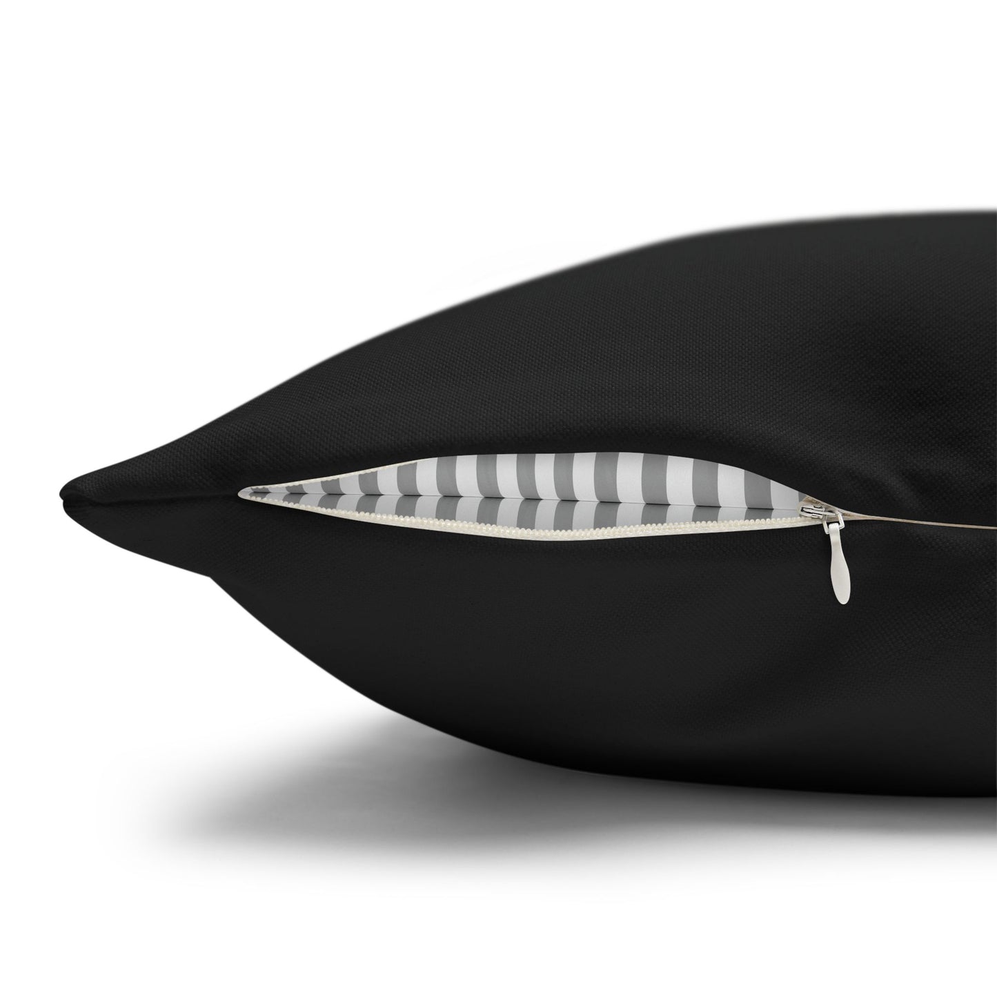 Zemër Mali, Shpirt Malësori – Black Grunge Mountain Pillowcase, Albanian Highlander Decor, Bold Cultural Accent