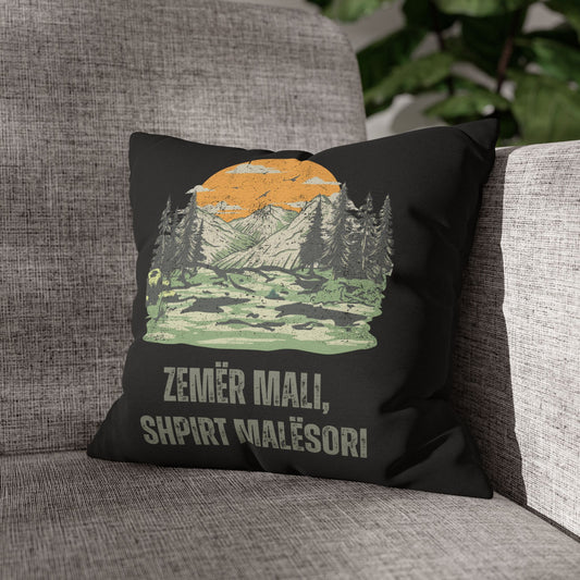 Zemër Mali, Shpirt Malësori – Black Grunge Mountain Pillowcase, Albanian Highlander Decor, Bold Cultural Accent